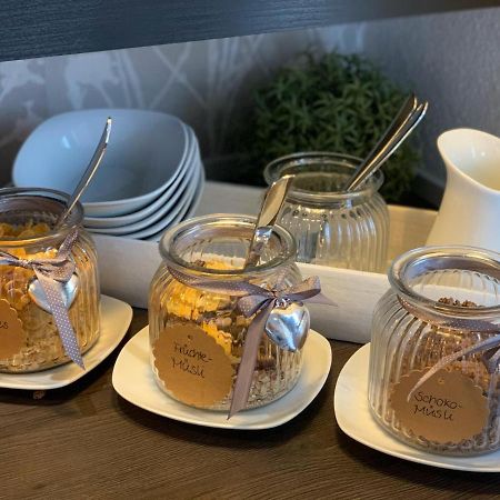 Pension M Mühldorf Esterno foto